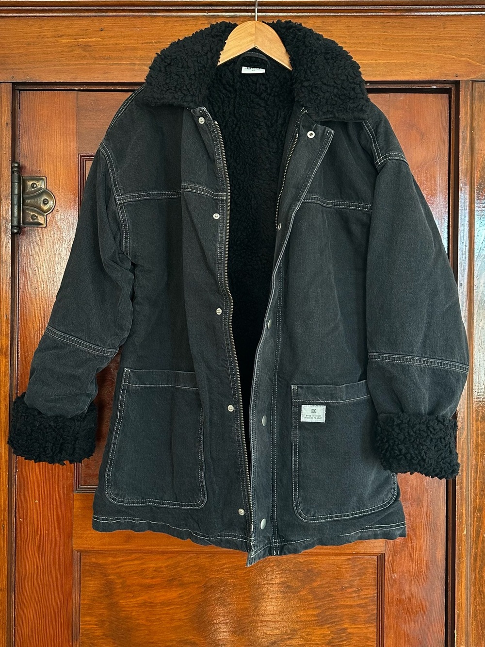 UO BDG Black Denim Sherpa Lined Oversized Chore Coat Size XS Grunge Punk Goth